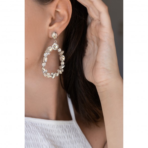 Impressive oval white evening earrings EARRINGS