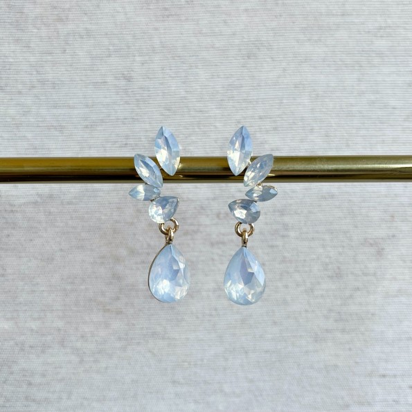 evening earrings - Short stunning white opal earrings EARRINGS